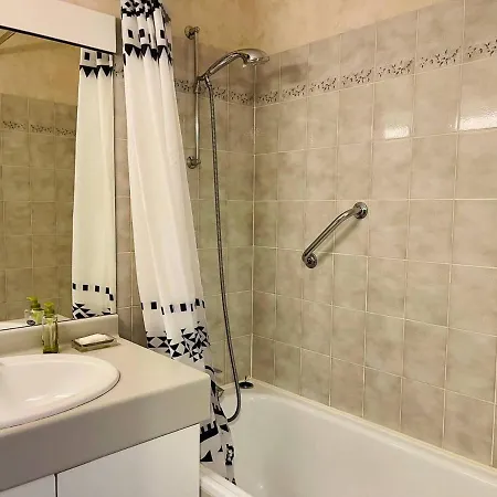 Апартаменты T2 A - 400m De La Plage, Terrasse, Parking, De Standing - Fr-1-433-78 Аркашон