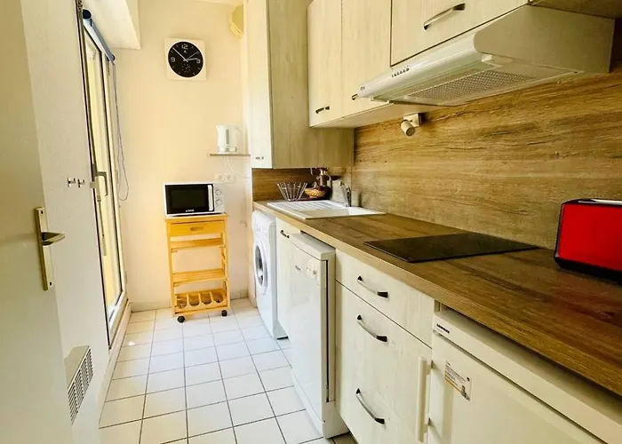 דירה T2 A - 400m De La Plage, Terrasse, Parking, De Standing - Fr-1-433-78